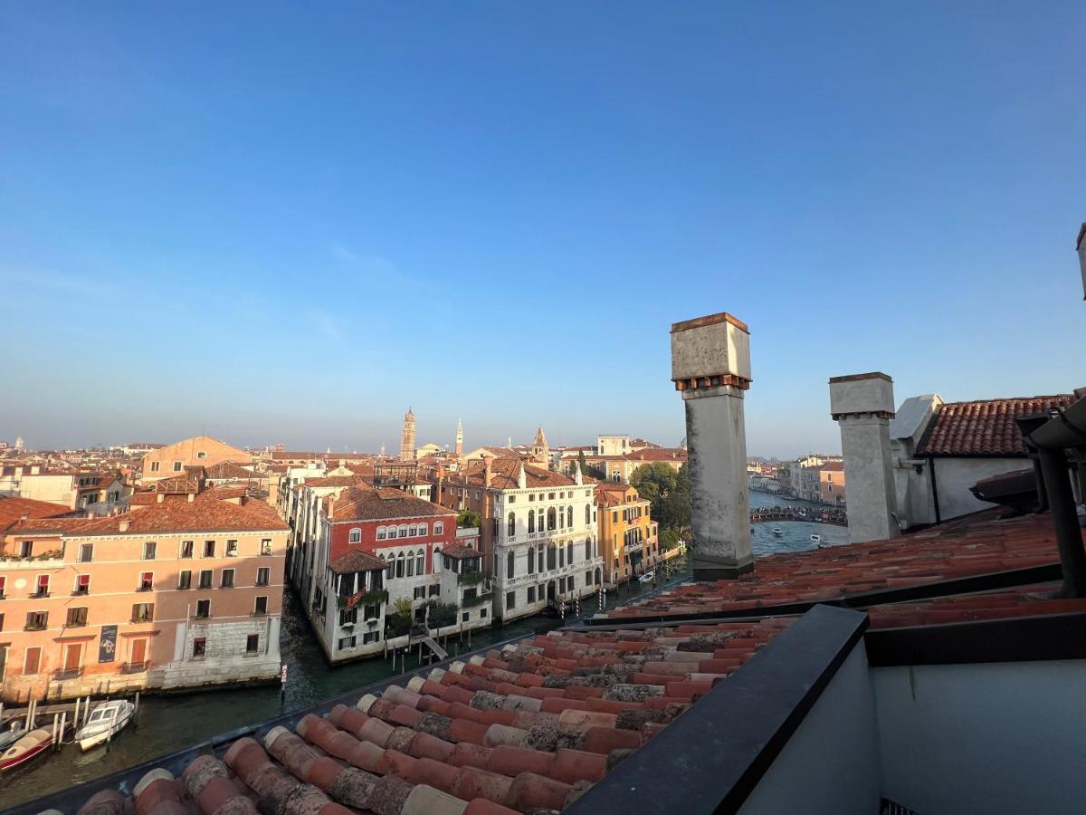 Attico Canal Grande A Palazzo Contarini Corfu Venise Extérieur photo