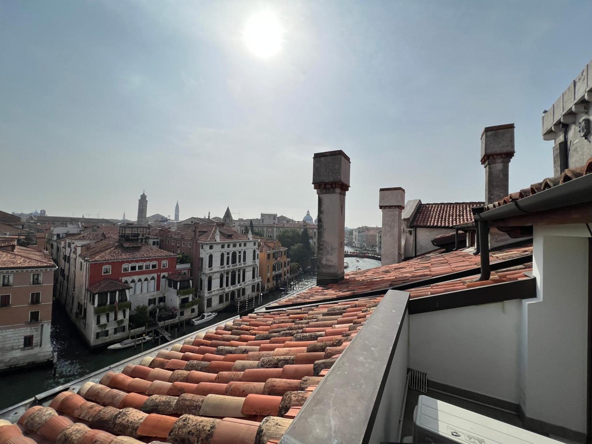 Attico Canal Grande A Palazzo Contarini Corfu Venise Extérieur photo