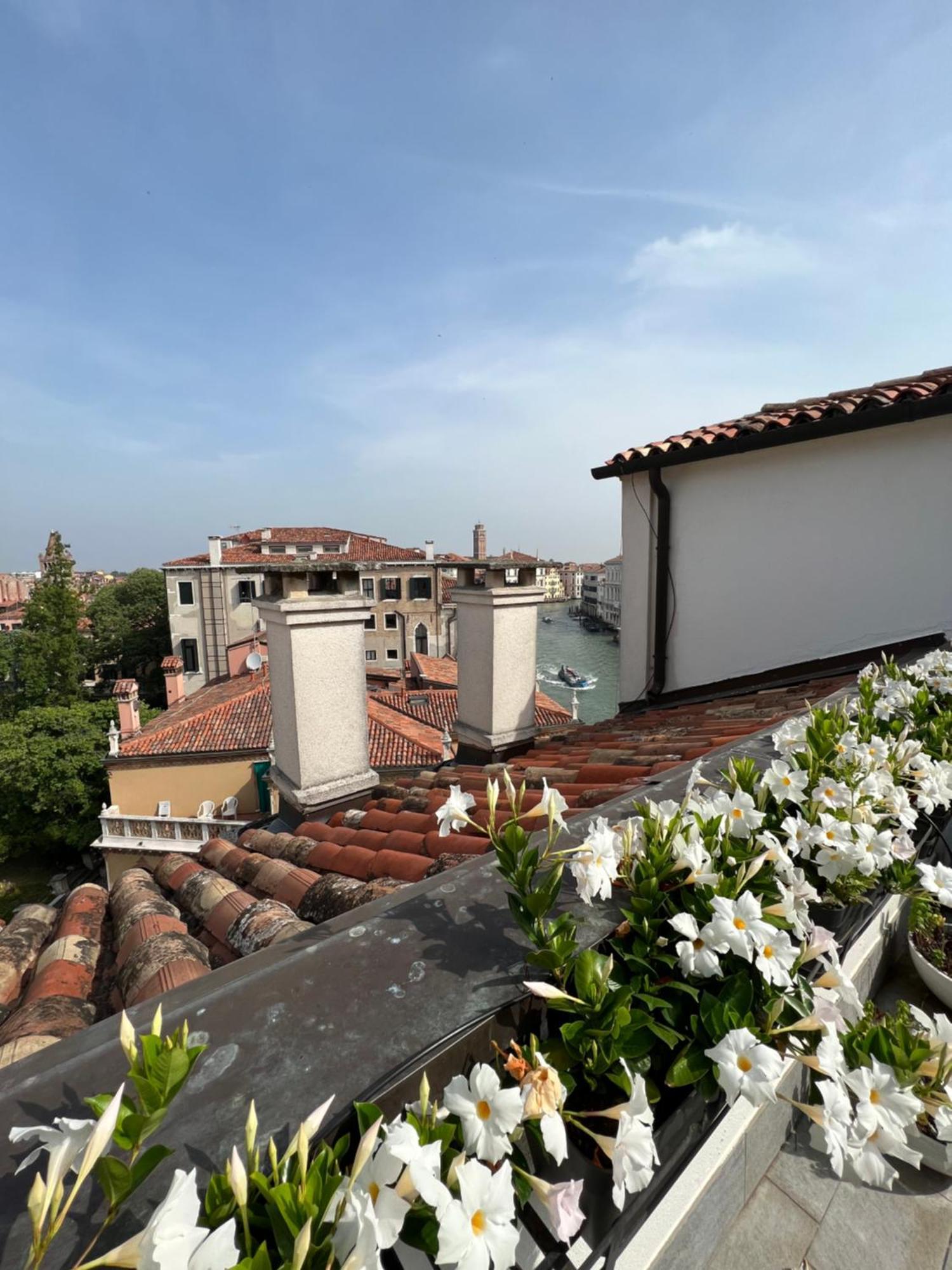 Attico Canal Grande A Palazzo Contarini Corfu Venise Extérieur photo
